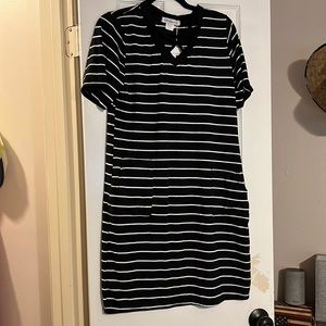 Size small t shirt dress